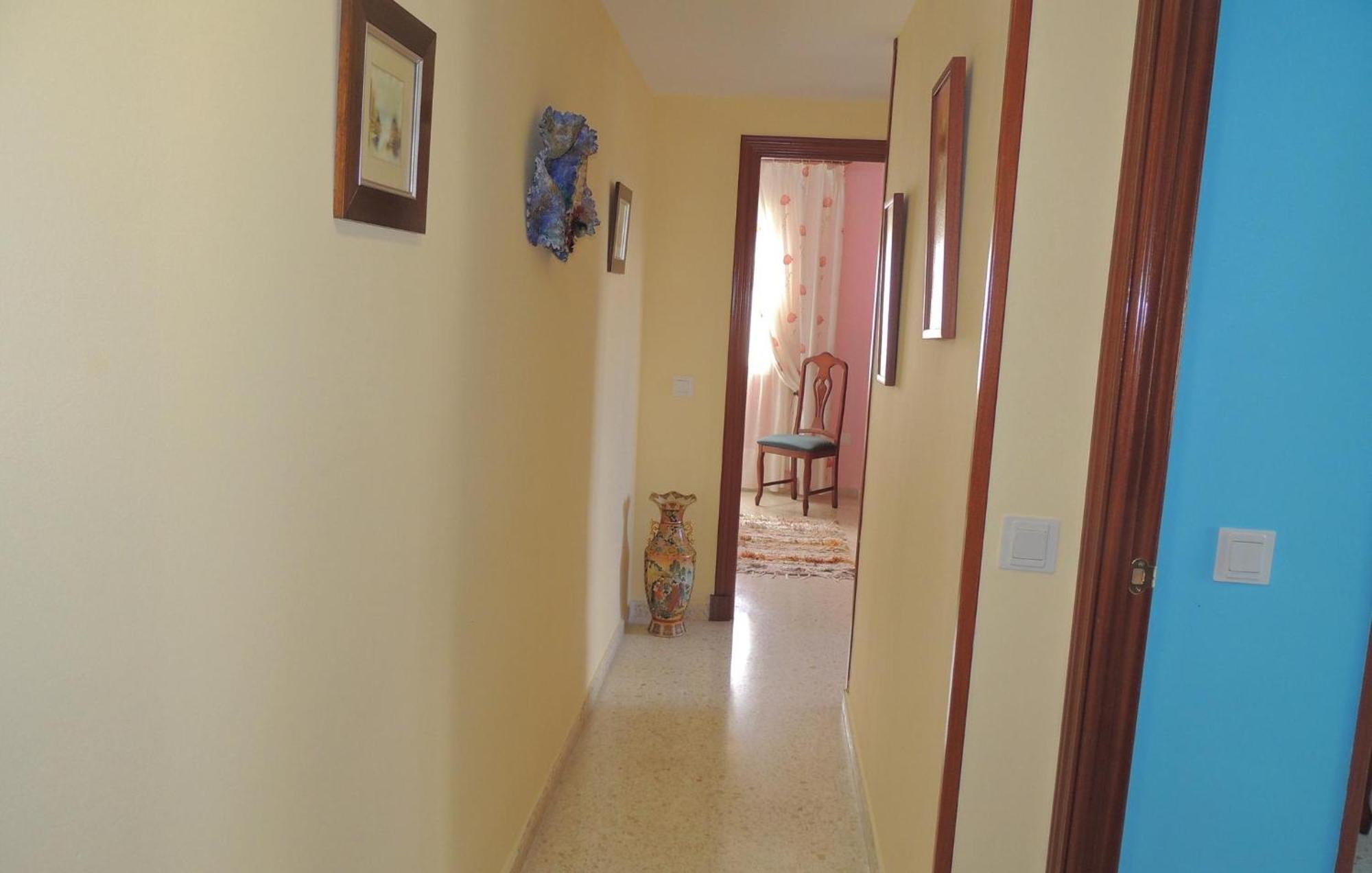 3 Bedroom Nice Apartment In Jerez De La Frontera Exteriör bild