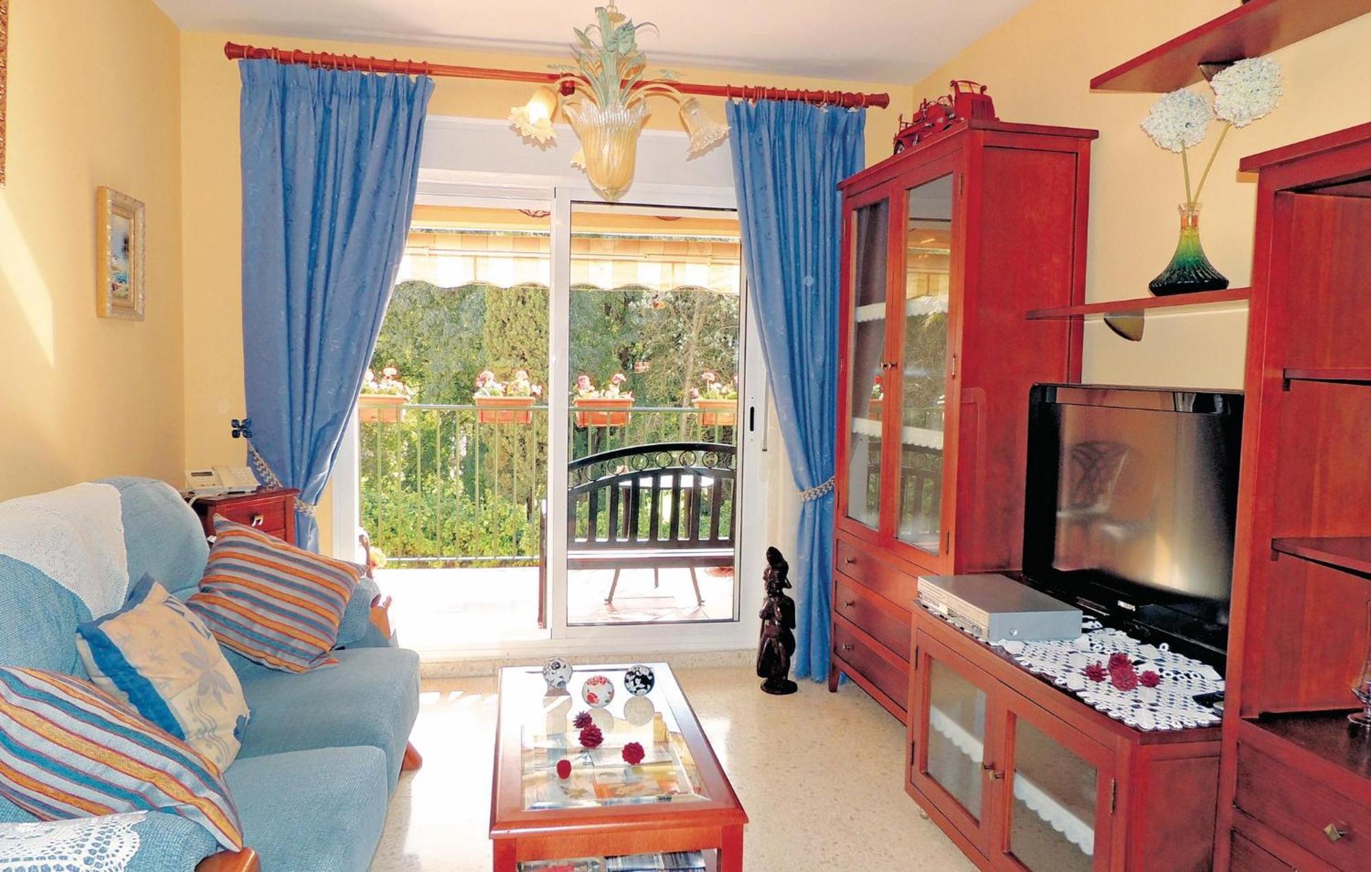 3 Bedroom Nice Apartment In Jerez De La Frontera Exteriör bild